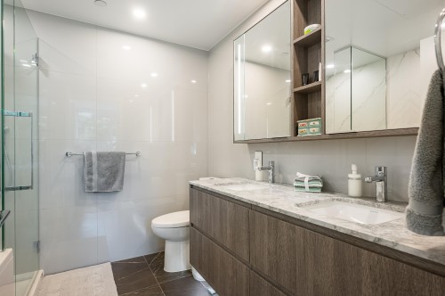 315-15165 Thrift Avenue, White Rock, BC 