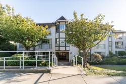 204-15130 Roper Avenue  White Rock, BC V4B 2E7