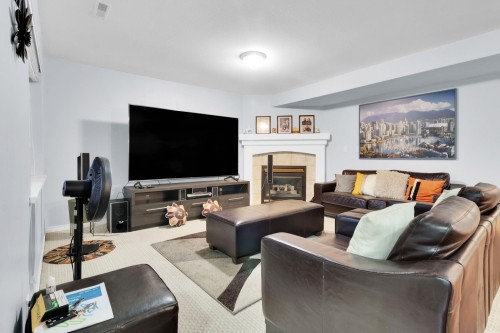 18239 68 Avenue, Surrey, BC 