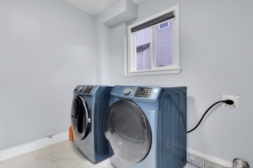 18239 68 Avenue, Surrey, BC 