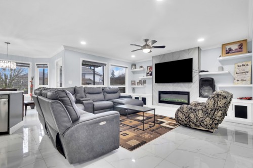 18239 68 Avenue, Surrey, BC 