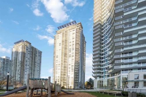 3301-13750 100 Avenue, Surrey, BC 