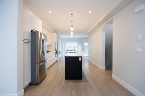 83-16336 23A Avenue, Surrey, BC 