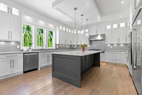 16521 58 Avenue, Surrey, BC 