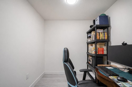 202-19730 56 Avenue, Langley, BC 