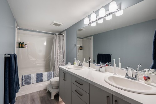 202-19730 56 Avenue, Langley, BC 