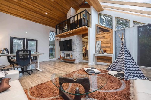 5730 132A Street, Surrey, BC 