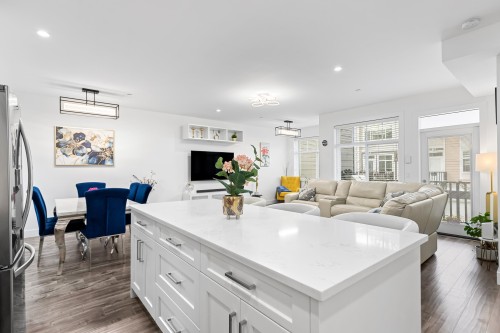 15-20901 83 Avenue, Langley, BC 