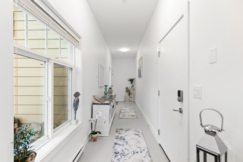 15-20901 83 Avenue, Langley, BC 