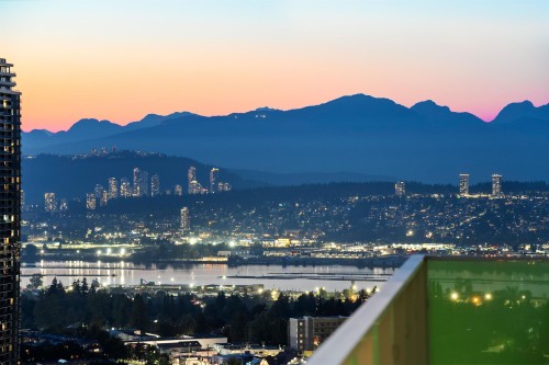 3102-10428 Whalley Boulevard, Surrey, BC 