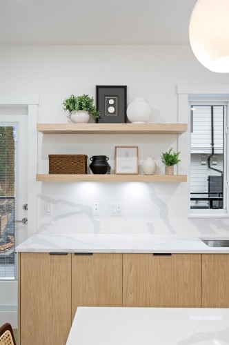 6-5993 143 Street, Surrey, BC 