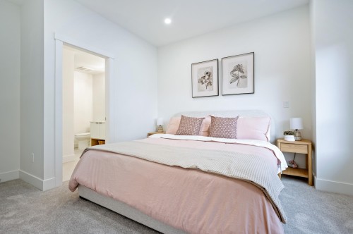 6-5993 143 Street, Surrey, BC 