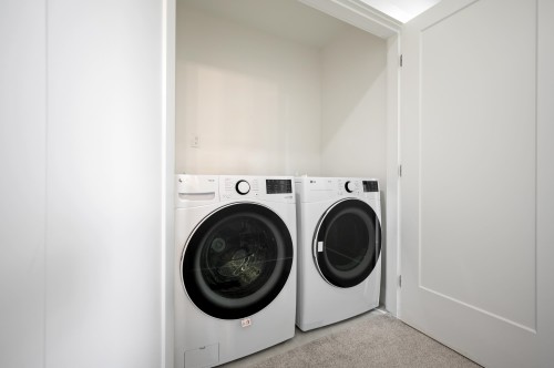 6-5993 143 Street, Surrey, BC 