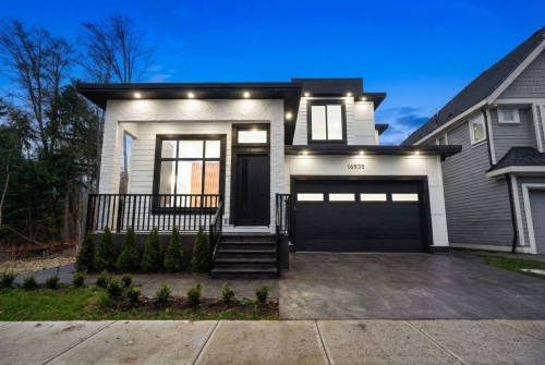 16935 0A Avenue, Surrey, BC 