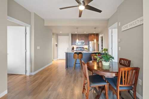 209-2238 Whatcom Road, Abbotsford, BC 