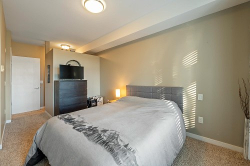 209-2238 Whatcom Road, Abbotsford, BC 