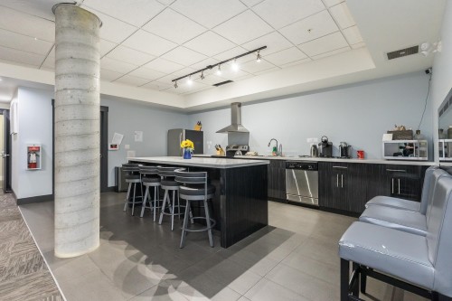 209-2238 Whatcom Road, Abbotsford, BC 