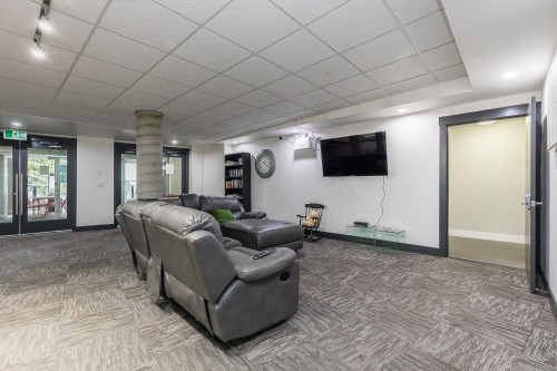 209-2238 Whatcom Road, Abbotsford, BC 