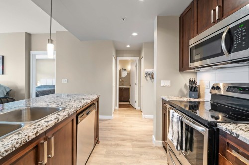 209-2238 Whatcom Road, Abbotsford, BC 