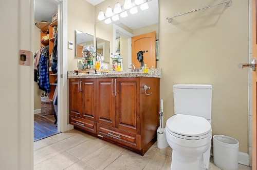 427-2860 Trethewey Street, Abbotsford, BC 