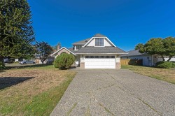 15303 28a Avenue  Surrey, BC V4P 1G4