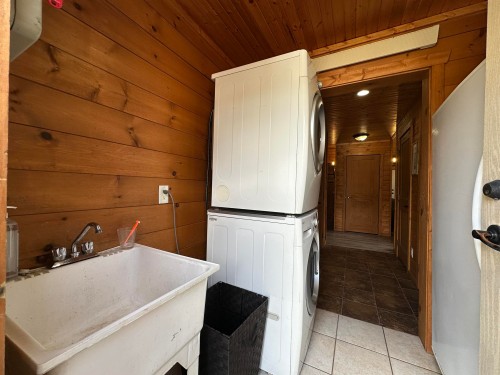 109 Missezula Lake Road, No City Value, BC 