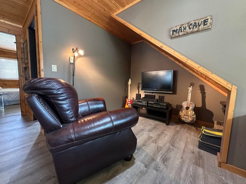 109 Missezula Lake Road, No City Value, BC 