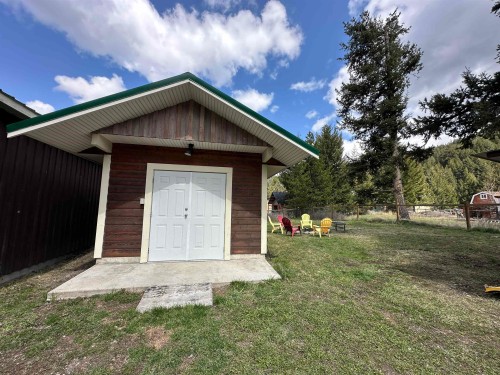 109 Missezula Lake Road, No City Value, BC 