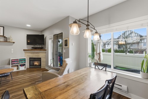 75-18221 68 Avenue, Surrey, BC 