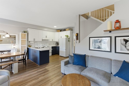 75-18221 68 Avenue, Surrey, BC 