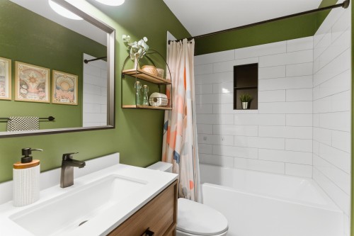 75-18221 68 Avenue, Surrey, BC 