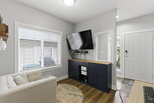 75-18221 68 Avenue, Surrey, BC 