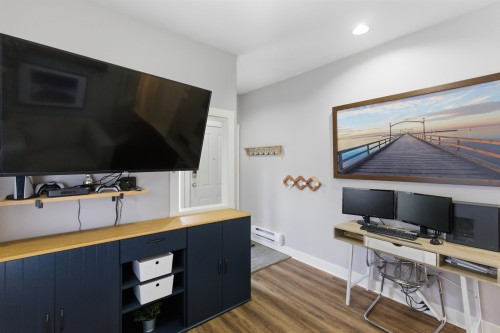 75-18221 68 Avenue, Surrey, BC 