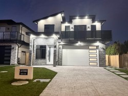 11785 82b Avenue  Delta, BC V4C 2E8