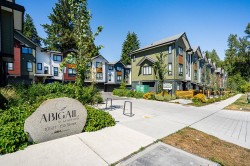 7-10527 155 Street  Surrey, BC V3R 0S1