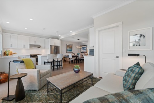 15-15717 Mountain View Drive, Surrey, BC 