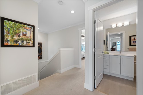 15-15717 Mountain View Drive, Surrey, BC 