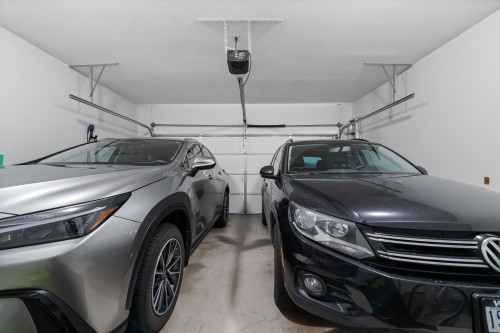 15-15717 Mountain View Drive, Surrey, BC 