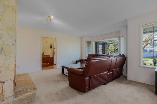 15436 94 Avenue, Surrey, BC 