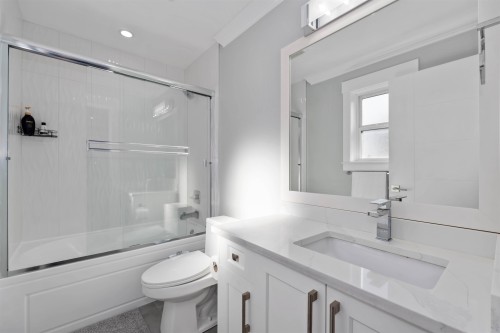 14239 61B Avenue, Surrey, BC 