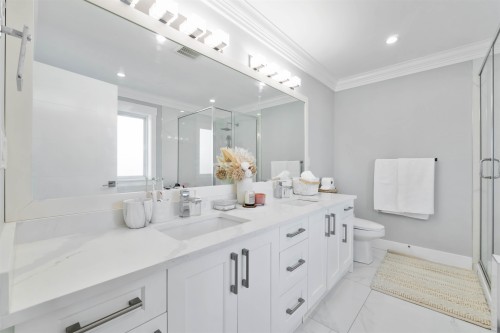 14239 61B Avenue, Surrey, BC 