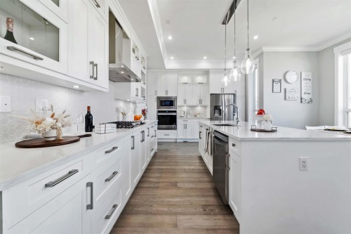 14239 61B Avenue, Surrey, BC 