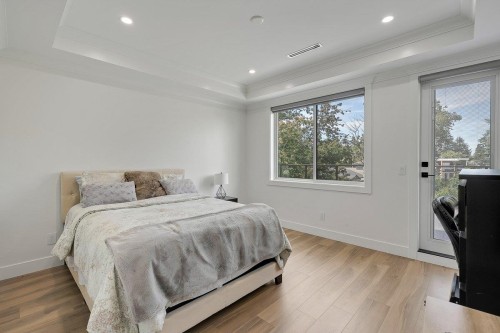 15671 Roper Avenue, White Rock, BC 