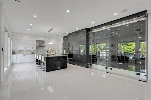 15671 Roper Avenue, White Rock, BC 