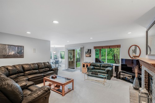 5539 185 Street, Surrey, BC 