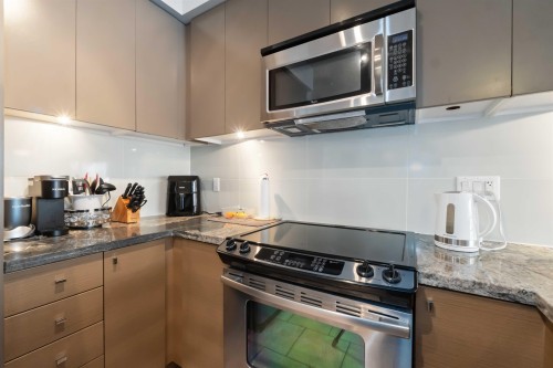 414-6440 194 Street, Surrey, BC 