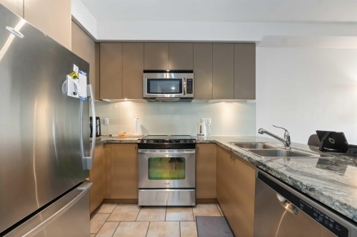 414-6440 194 Street, Surrey, BC 