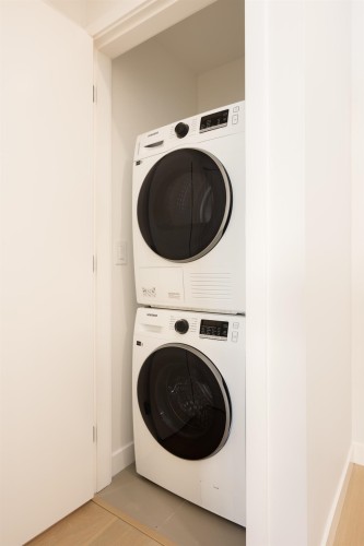 310-5398 207 Street, Langley, BC 