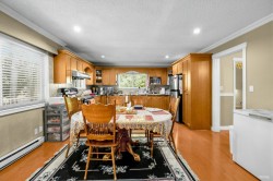 14136 59a Avenue  Surrey, BC V3X 1C7