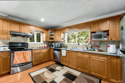 14136 59A Avenue, Surrey, BC 